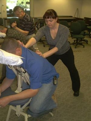 Men in the office also enjoy massage
